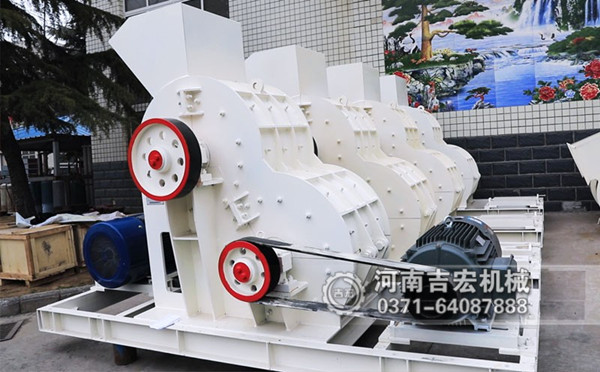 石灰粉碎機(jī)、生石灰塊粉碎機(jī)